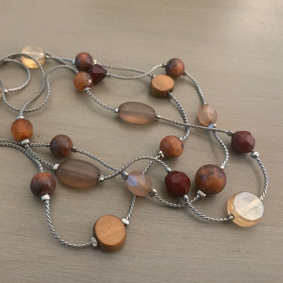 Beaded necklace, illusion style, wood beads brown - Picture 5 of 5